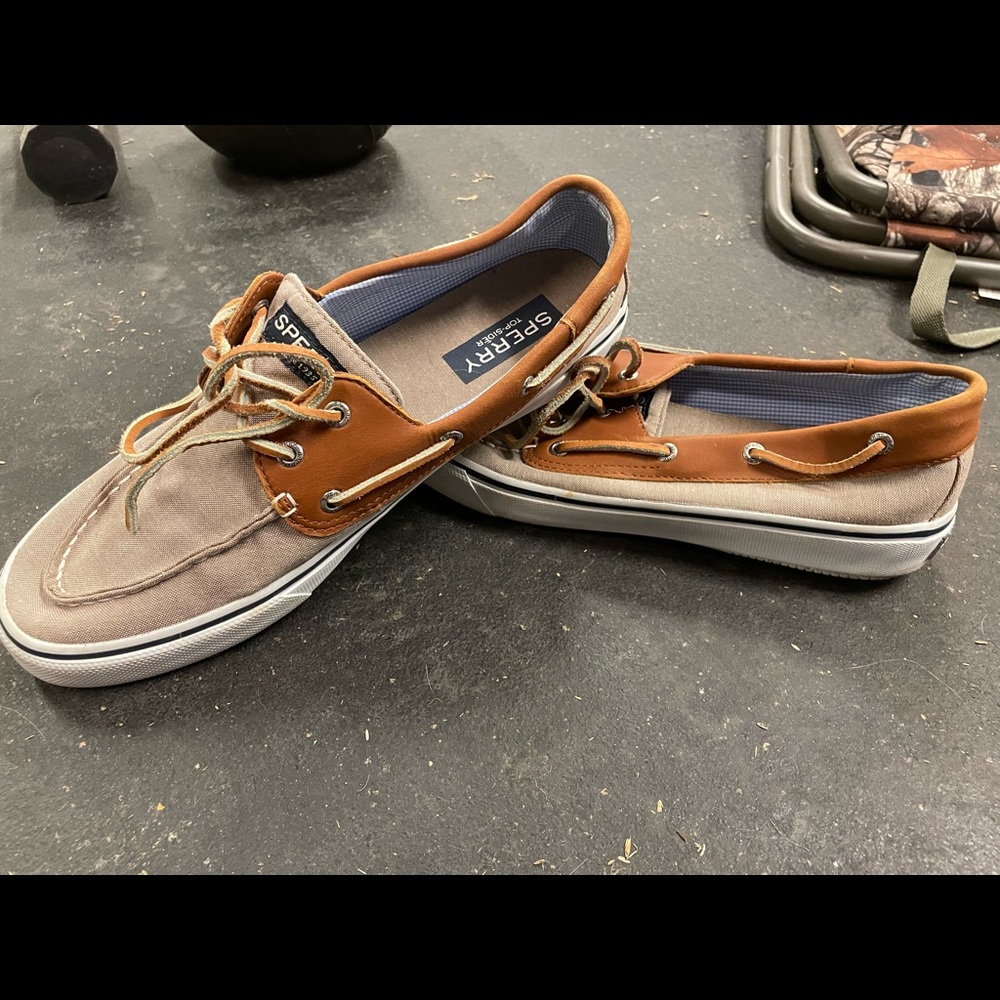Mens sperrys, brand new